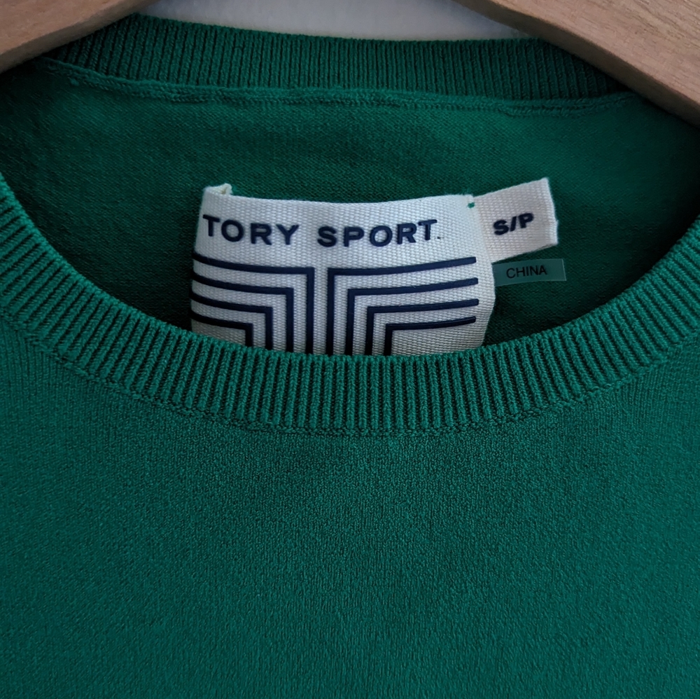 Top - Picture 2 of 2